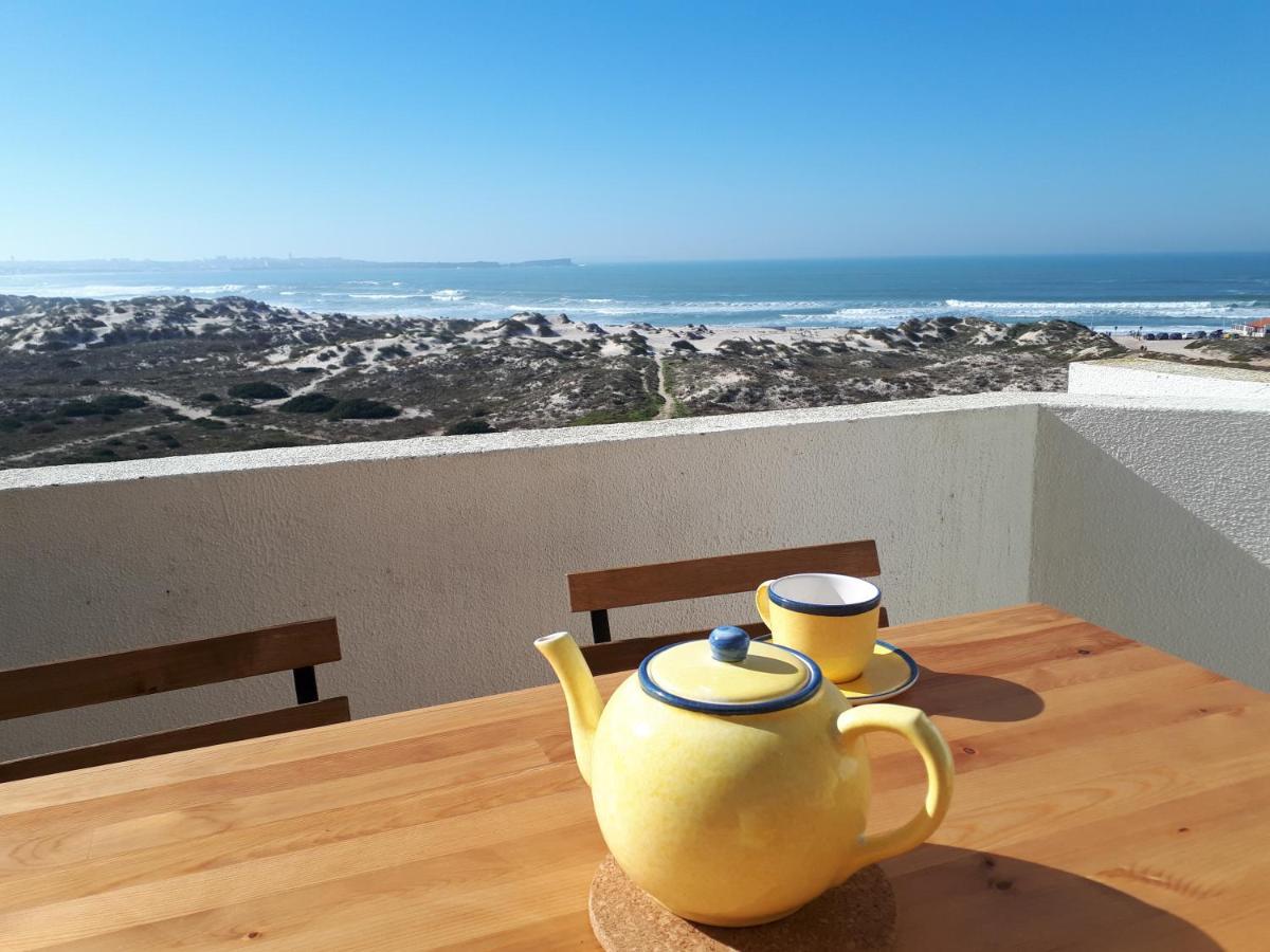 Maresia - Beachfront Peniche Apartment Bagian luar foto